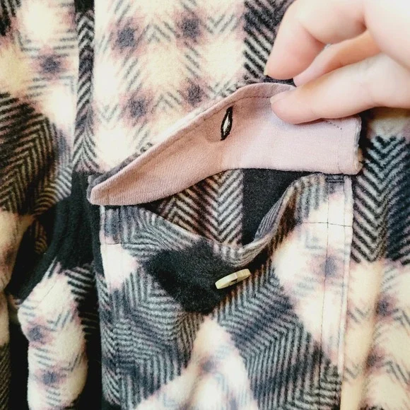 SOHO Thread Shacket‎ Multi Plaid Flannel Fleece Sherpa Lined Button Front XL - Picture 6 of 16